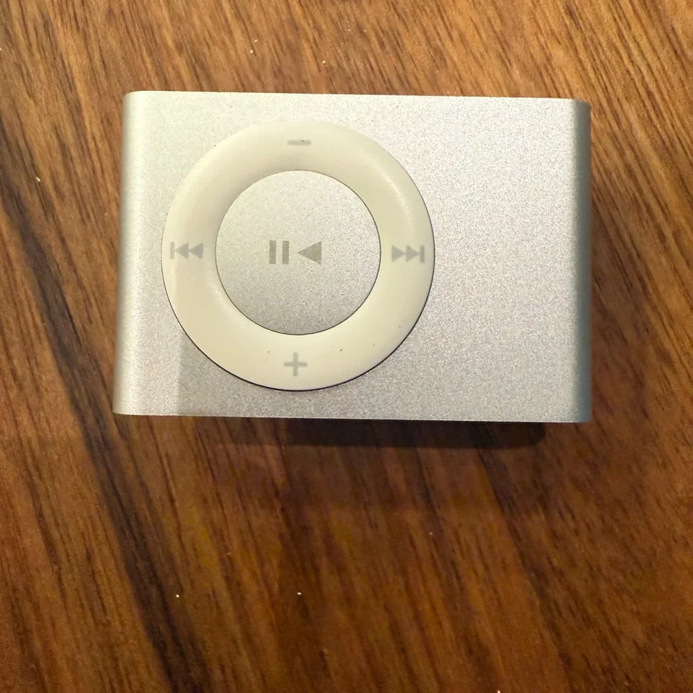 Apple Silver and White Headset Accessories